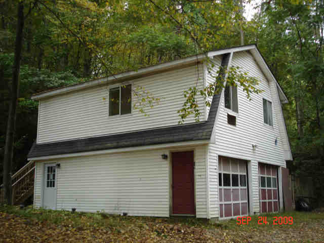 Building photograph for 16 BIG BEAR HILL RD